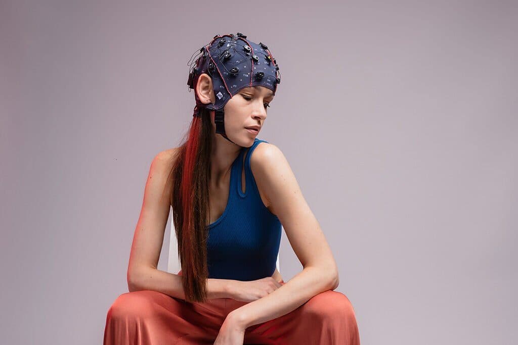 The g.Nautilus Research EEG headset