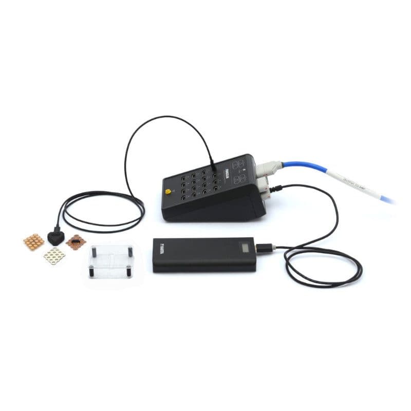 The g.Pangolin connector box, battery, headstage and electrode grids