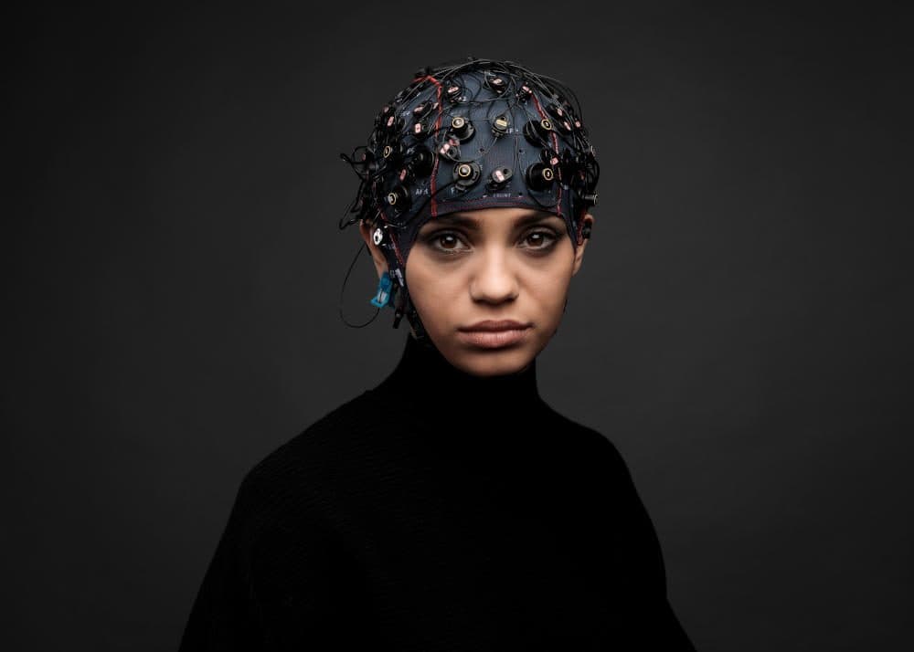 EEG ve fNIRS başlığıyla eş zamanlı kayıt